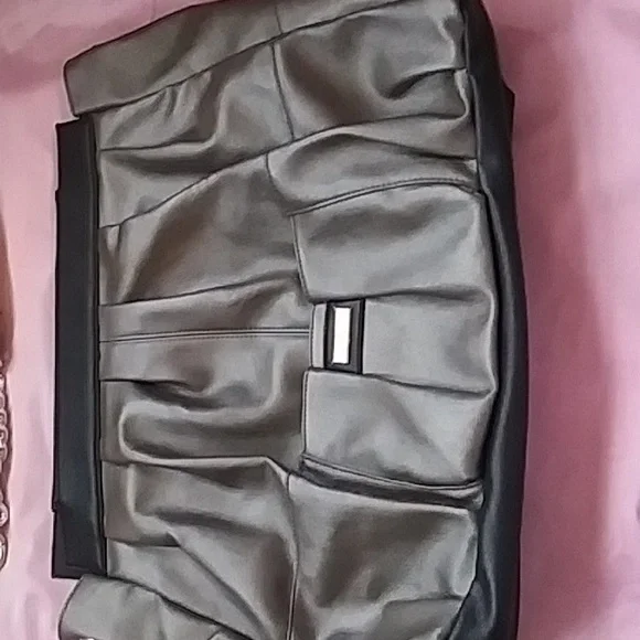 Awesome NWOT Miche Prima shell and straps. - Picture 11 of 12